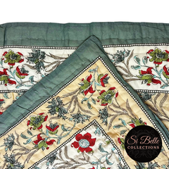 Pale Cream Quilt corner