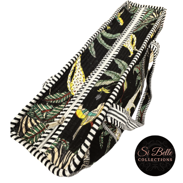 si belle collections Black Zipped Designer Tote closed