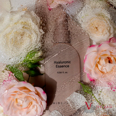 HIDEHERE - Hyaluronic Essence - 25ml with flowers roses