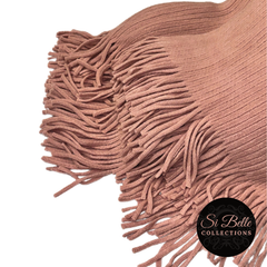 si belle collections Pink Tassel Knit Blanket close up tassels