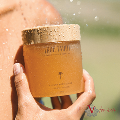 True Tahiti - Coconut Caramel Body Scrub - 250g drips of water shower beauty prodcut