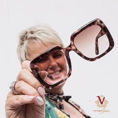 Sinclair Sunglasses victoria jane close up