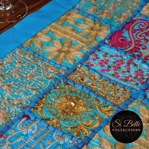 Si belle collections Sapphire Stream Table Runner close up detailing