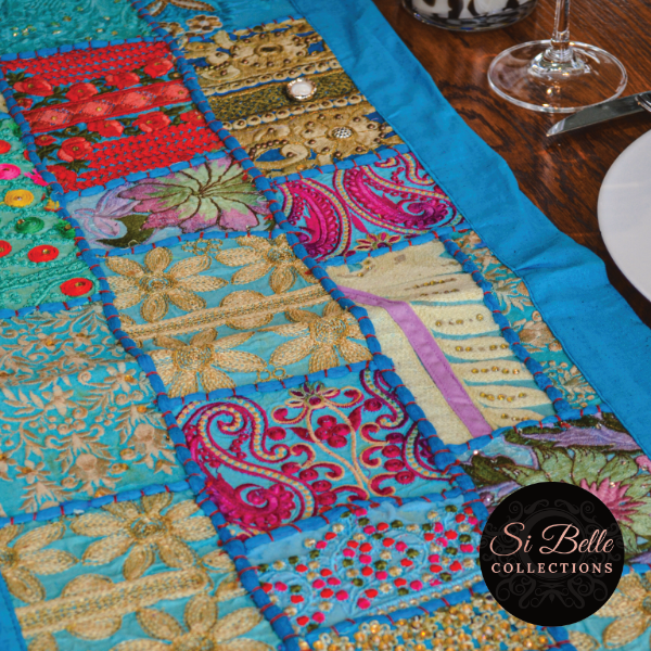 si belle collections turquoise blue table runner close up