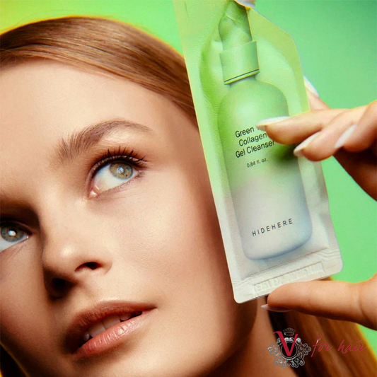 HIDEHERE - Green Tea Collagen Gel Cleanser - 25ml lifestyle with model
