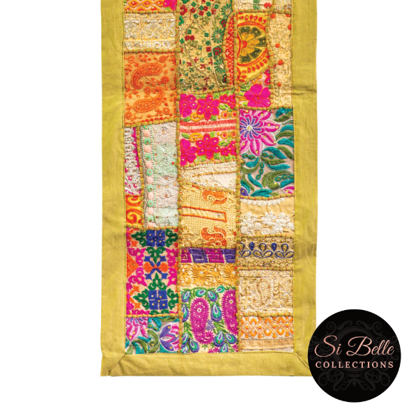 si belle collections Gold Table Runner bottom