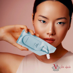 HIDEHERE - Hyaluronic Cream - 25ml with model