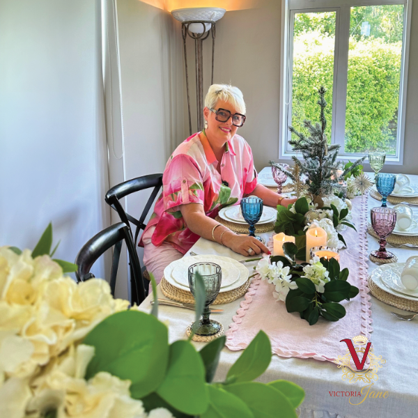 Pink Linen Table Runner victoria with table