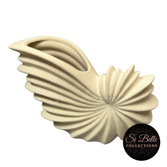 si belle collections Earthenware Sea Shell Vase
