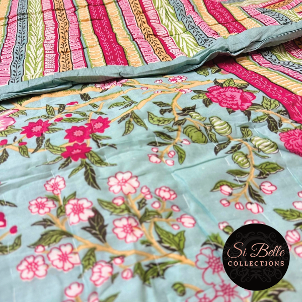 Soft Teal Quilt close up