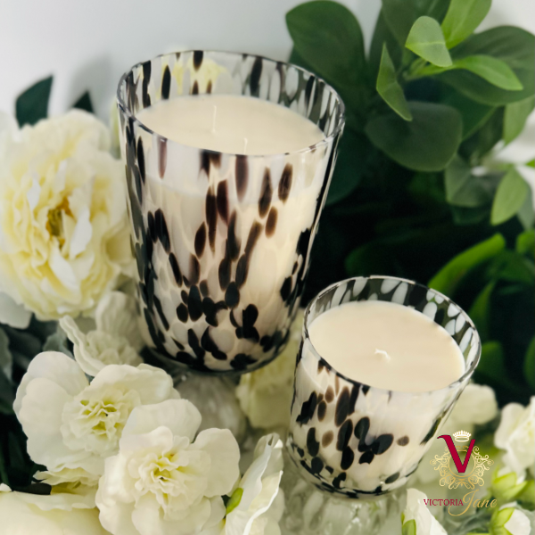 L and XL candles with flowers dalmatian diva