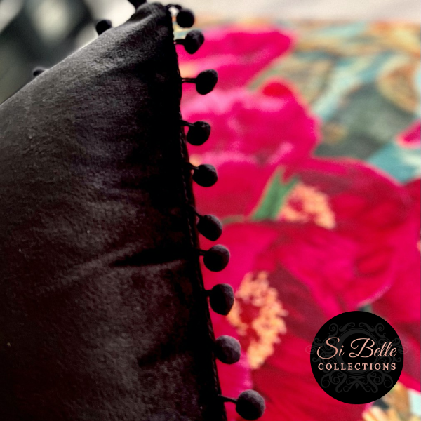 Si Belle Collections - Black Beauty Velvet Pom-Pom Cushion border