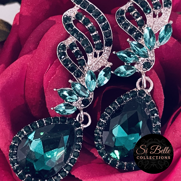 Si Belle Collections - Higher Love Collection - Emerald Empress Earrings ultra close up